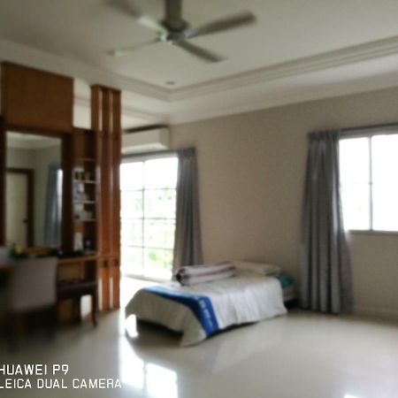Guesthouse Dragon Place Taiping Exteriör bild