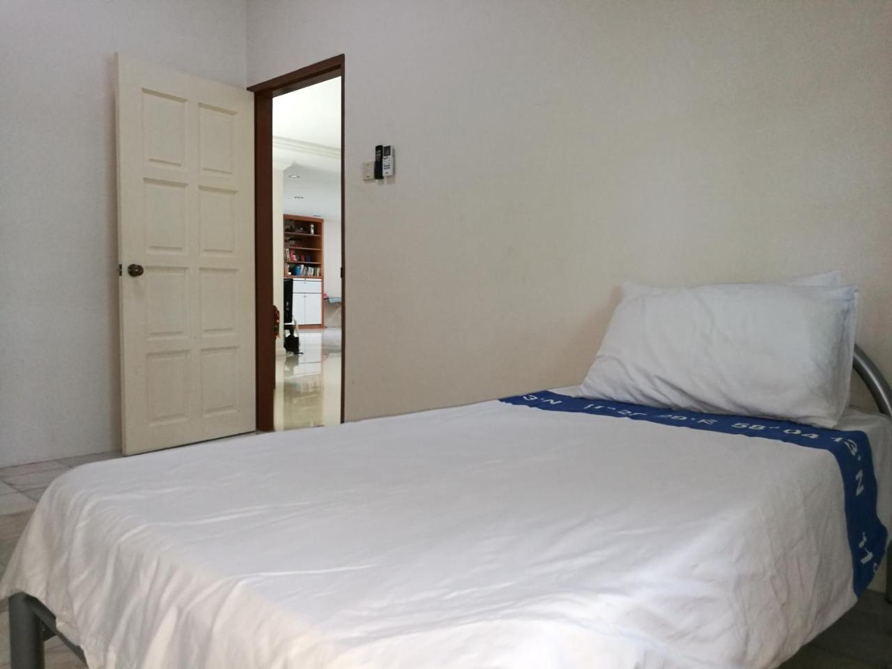 Guesthouse Dragon Place Taiping Exteriör bild