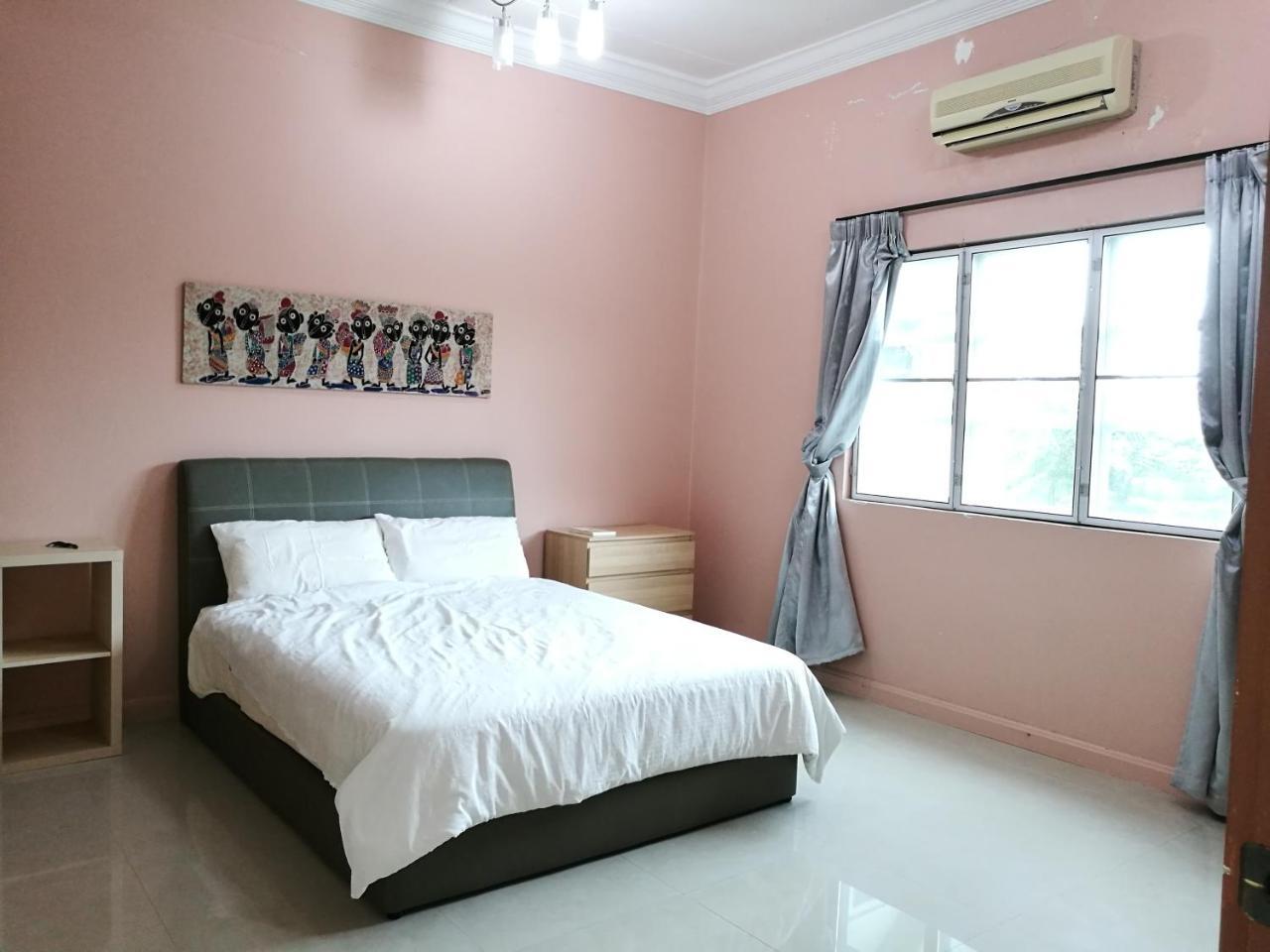 Guesthouse Dragon Place Taiping Exteriör bild
